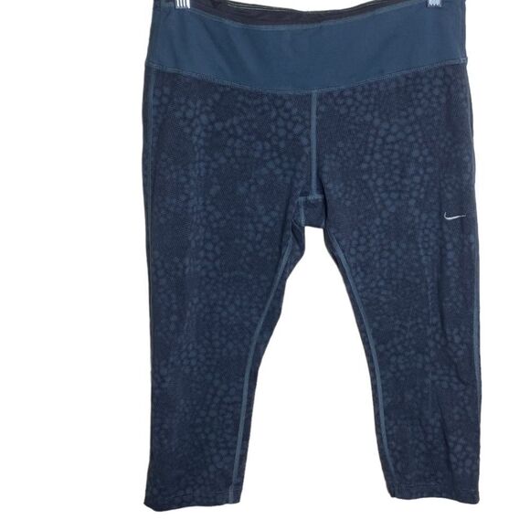 Nike Running Wm’s Sz Lrg Green Gray Design Dri Fit Cropped Reflective Leggings - Picture 1 of 6